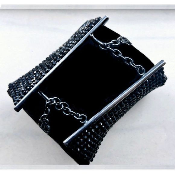 Vintage CHANEL Black Swarovski Crystal Mesh Bracelet 1998 - Picture 4 of 12